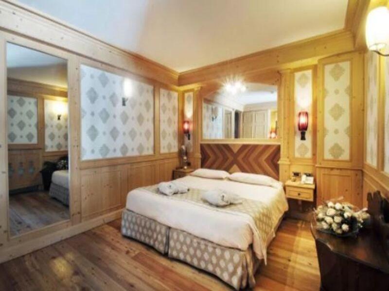 Cristal Palace Hotel Madonna Dış mekan fotoğraf