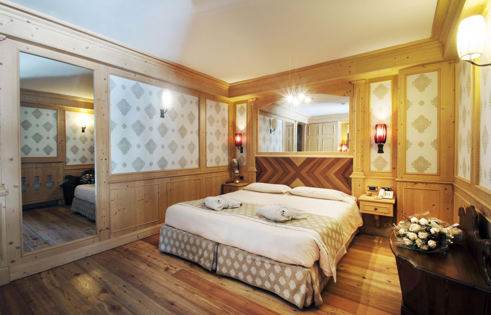 Cristal Palace Hotel Madonna Dış mekan fotoğraf