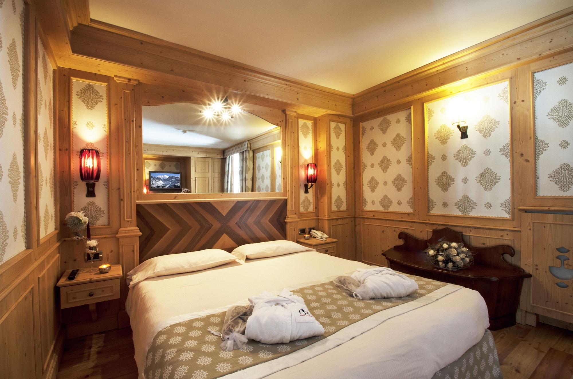 Cristal Palace Hotel Madonna Dış mekan fotoğraf