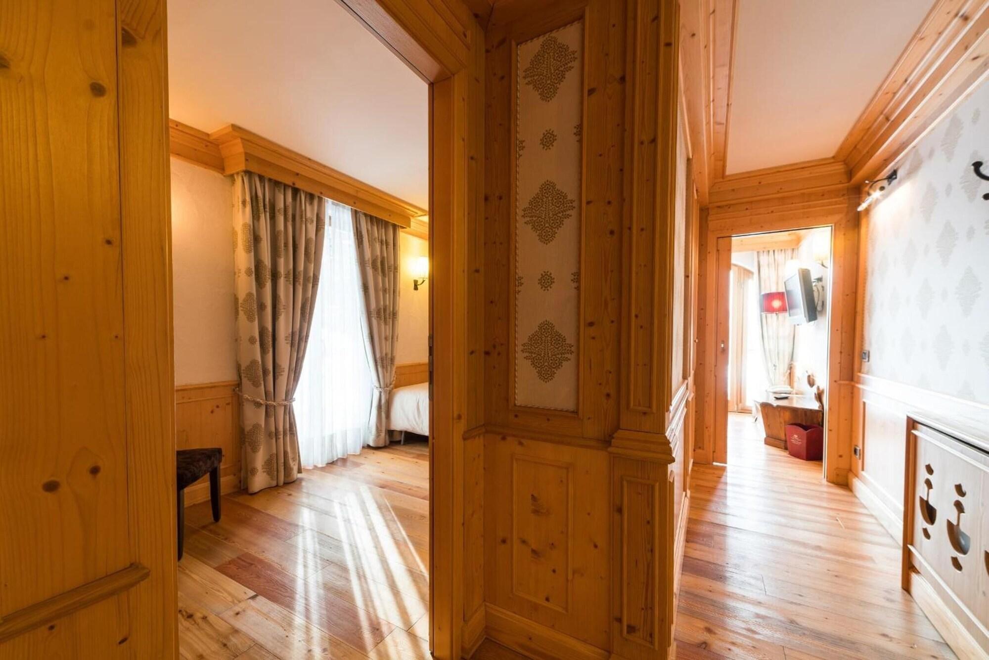 Cristal Palace Hotel Madonna Dış mekan fotoğraf
