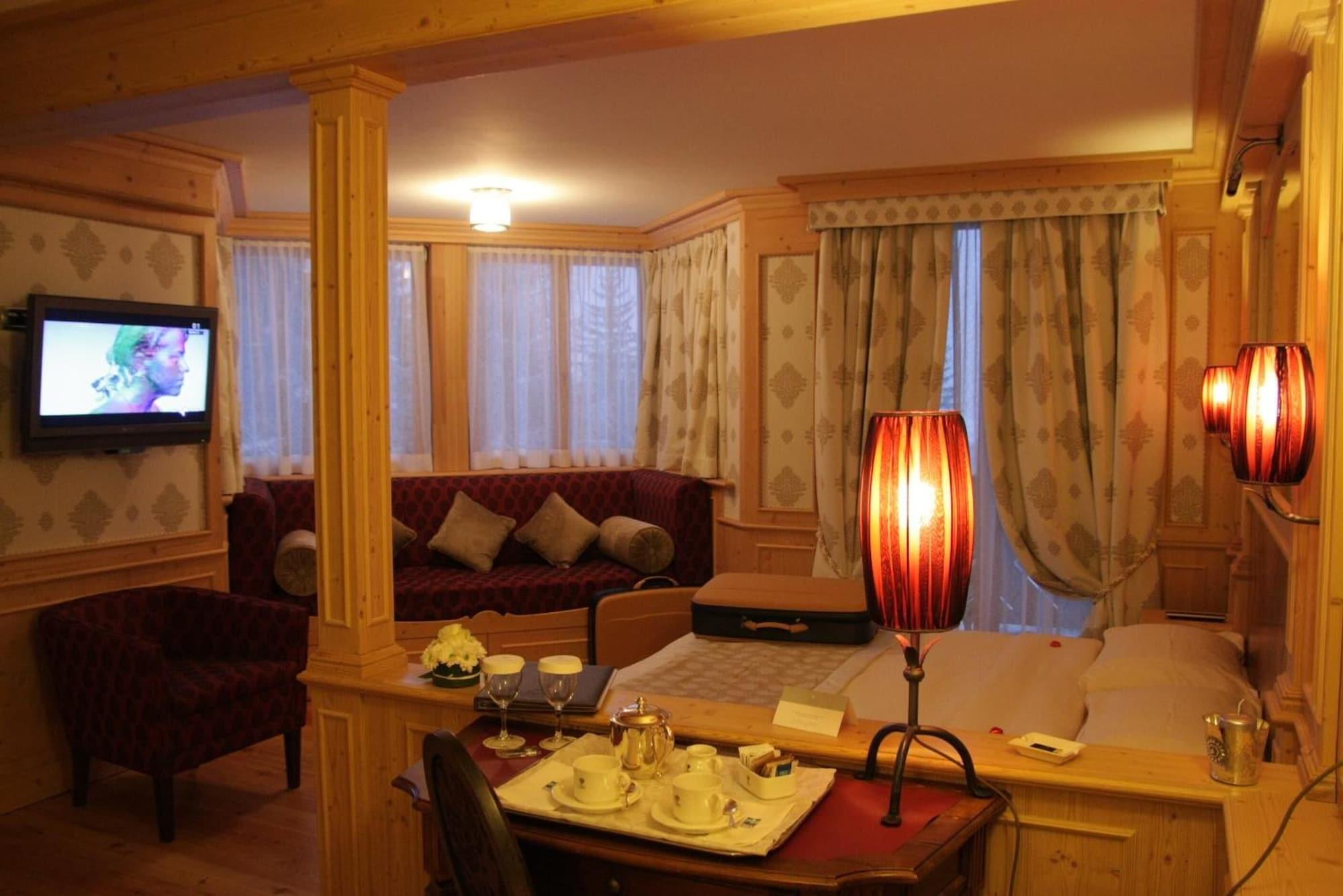 Cristal Palace Hotel Madonna Dış mekan fotoğraf